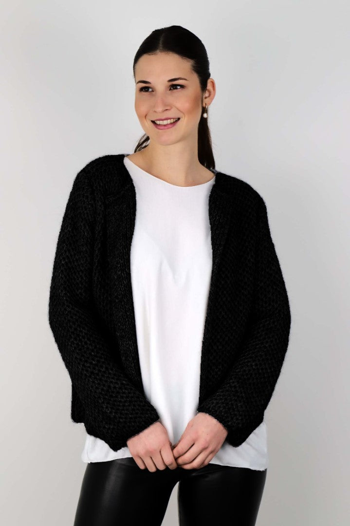 DressWithClass - Kurze Strickjacke - Schwarz