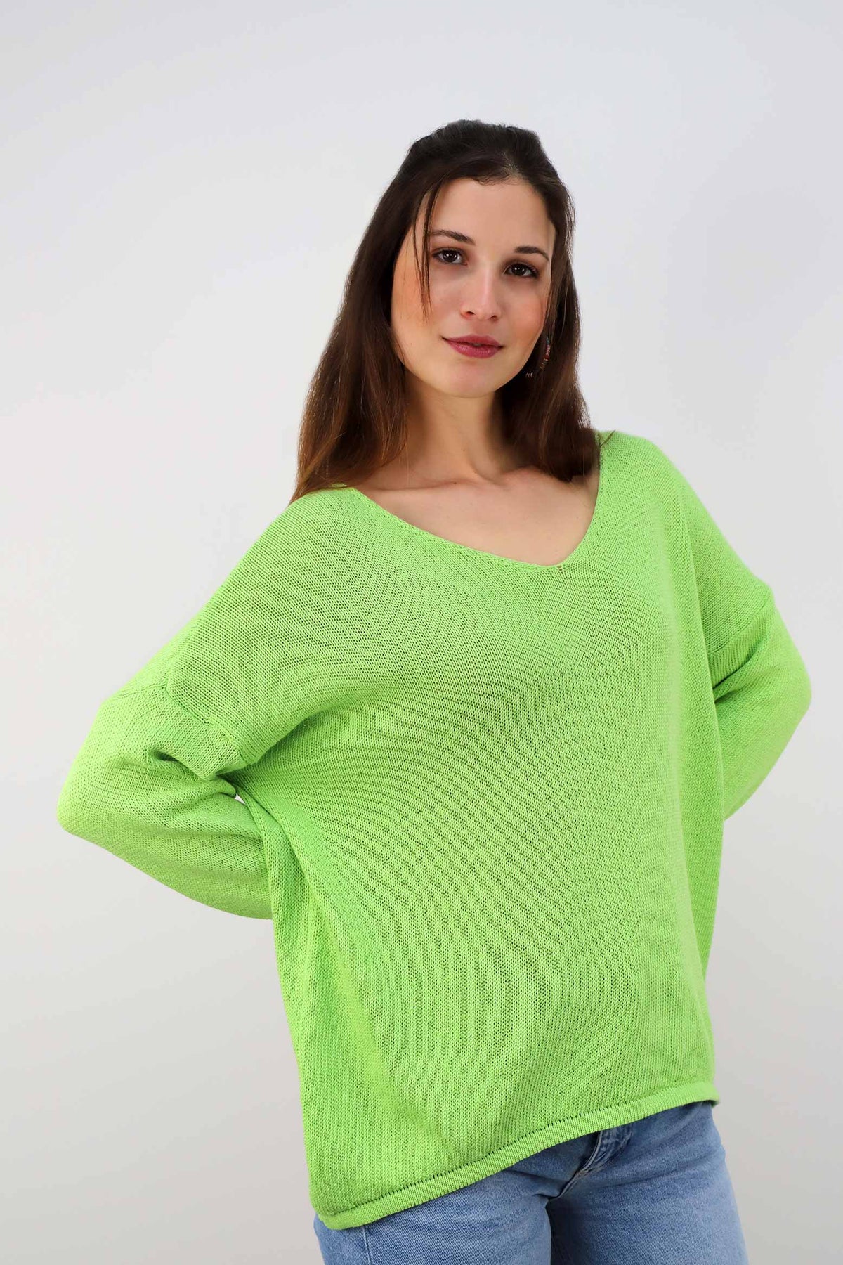 Oversized Pullover mit V-Ausschnitt - Limette