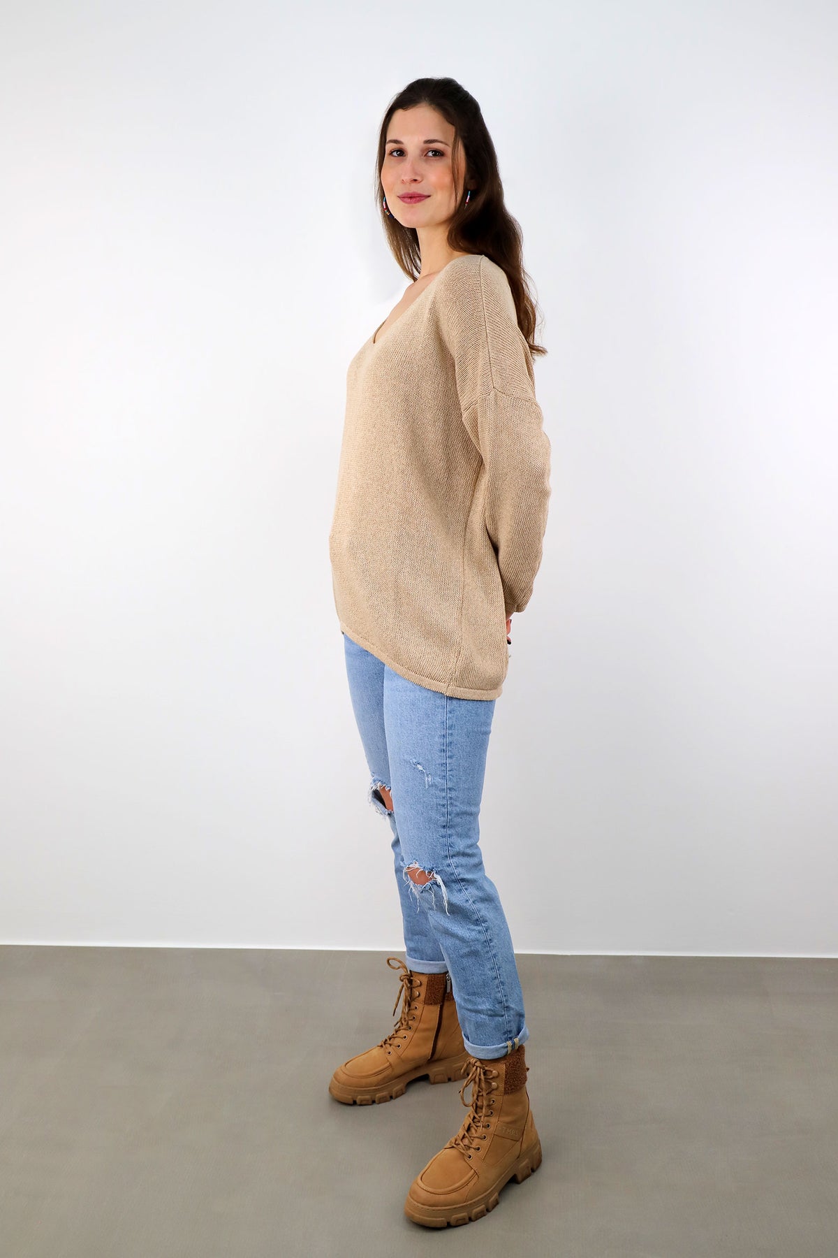 Oversized Pullover mit V-Ausschnitt - Beige