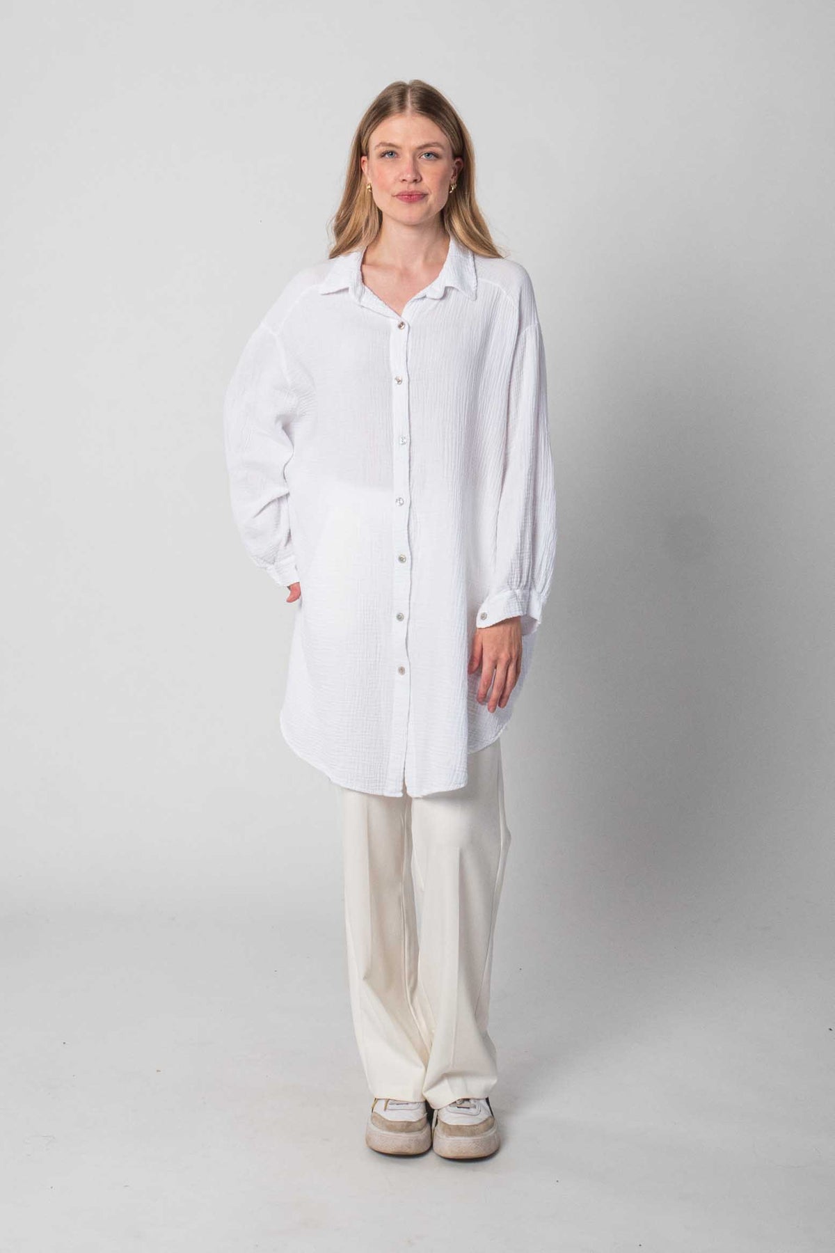 Musselin Bluse Oversized mit Knopfleiste - Weiß