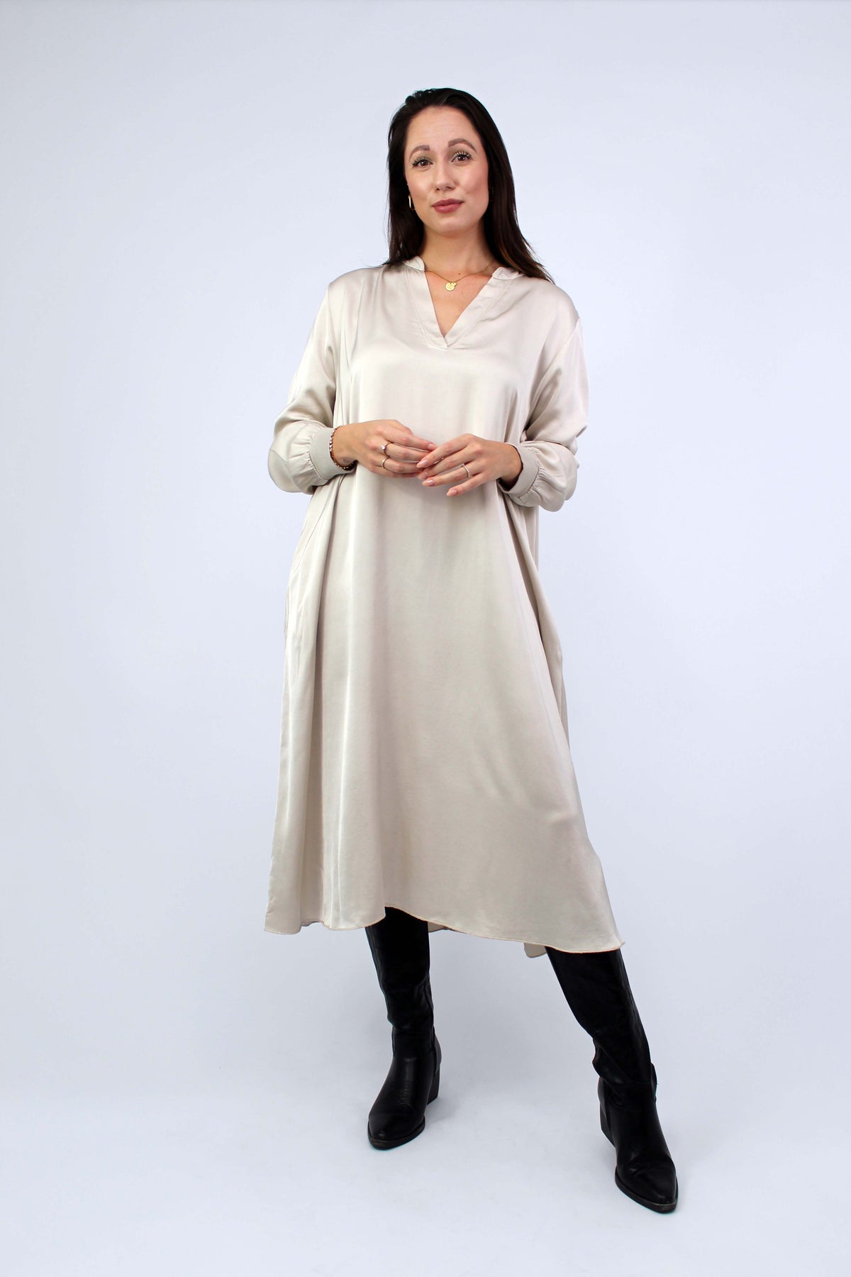 Seiden-Kleid Beige