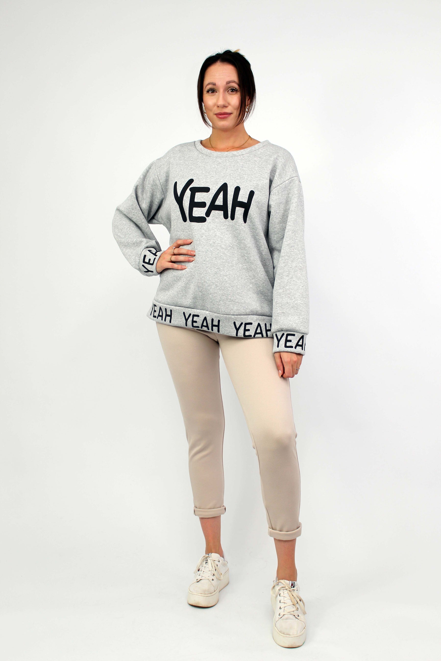 Sweatshirt "YEAH" - Hellgrau