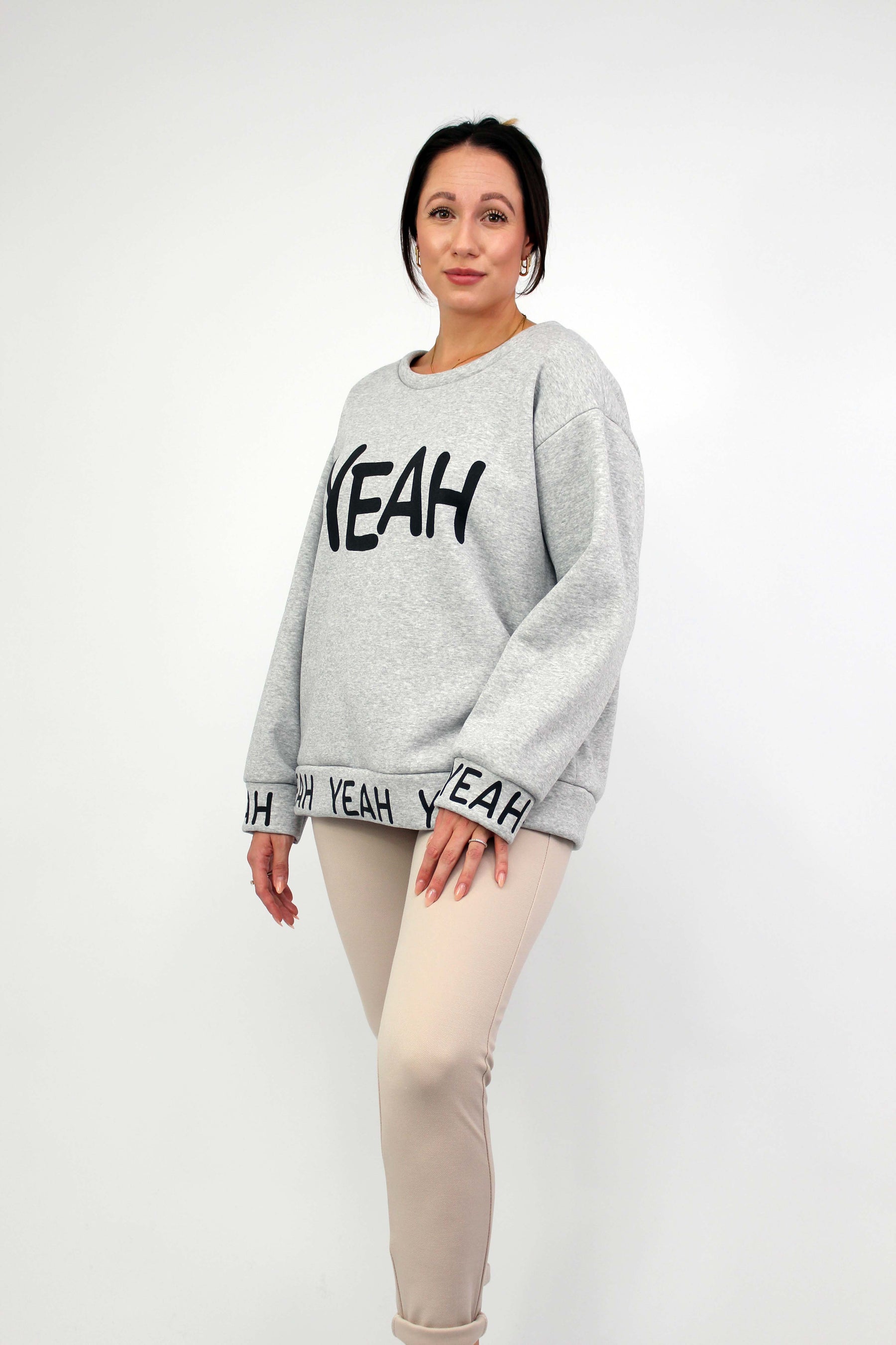 Sweatshirt "YEAH" - Hellgrau